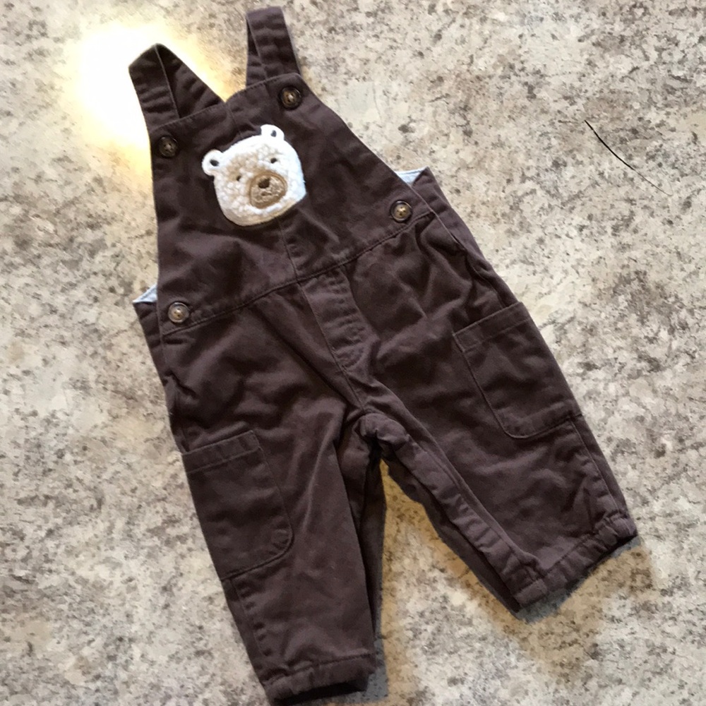 Size 3 months Carter’s lined overalls